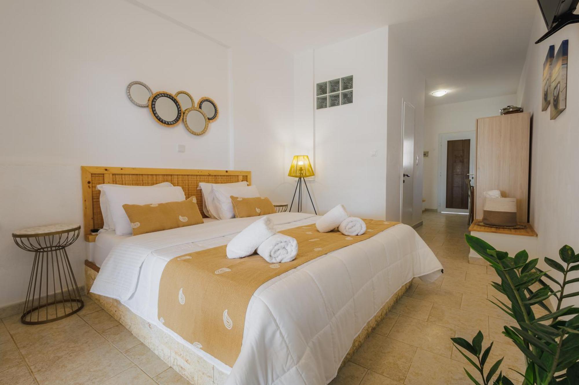 Eliza Hotel apartamentowy Livadi (Serifos)