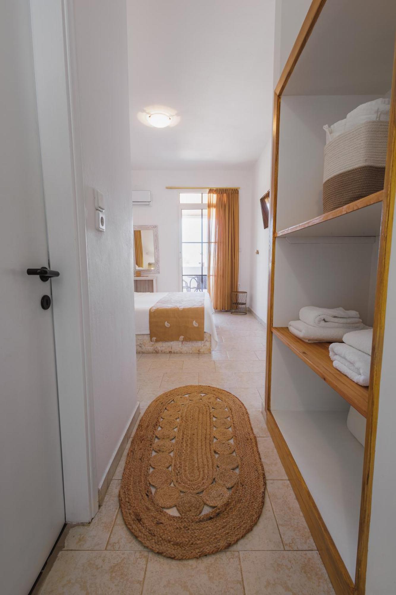 Hotel apartamentowy Eliza Livadi (Serifos)